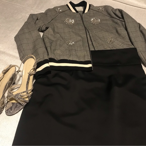 SIMONS CONTEMPORAINE BLACK PENCIL SKIRT - Picture 9 of 9